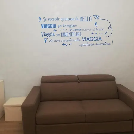 Noemi House * Margherita Di Savoia