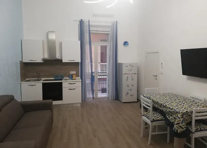 Noemi House Semesterbostad *