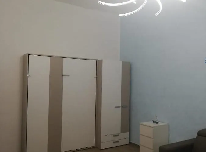Noemi House Semesterbostad *
